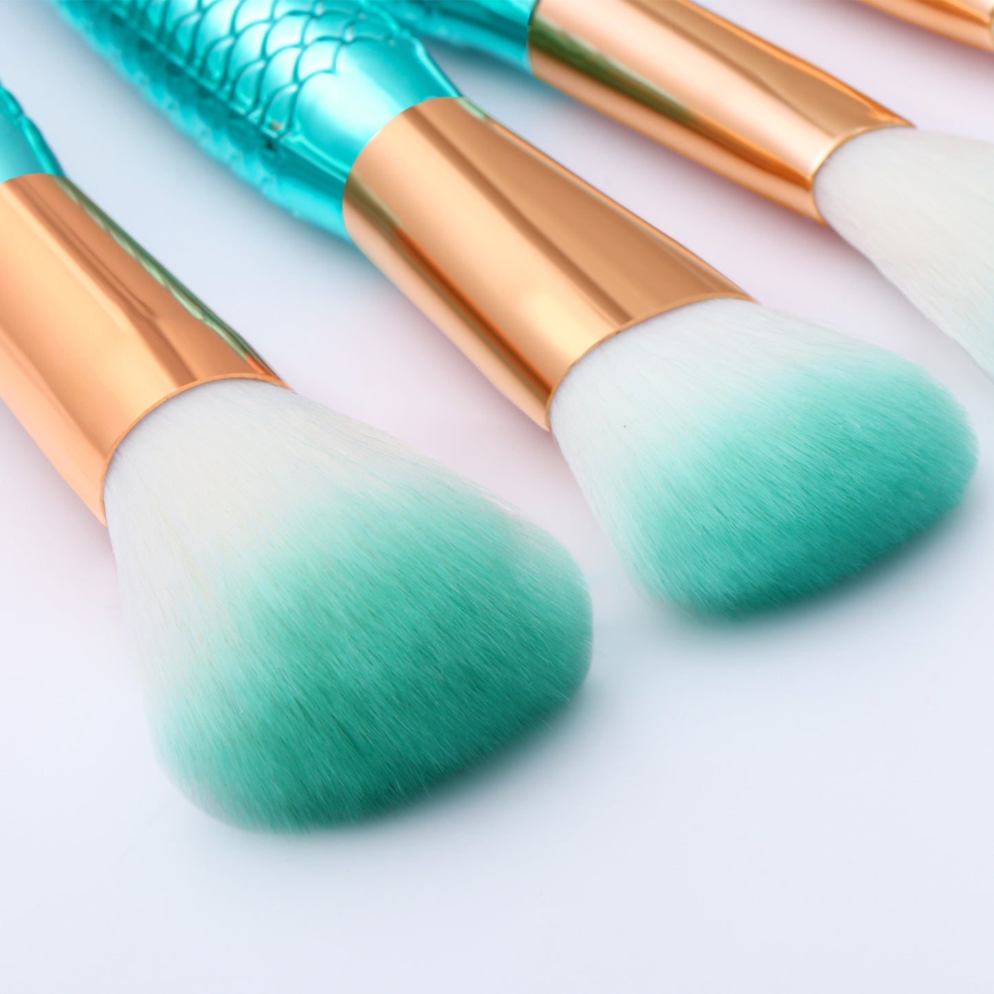 Mermaid-Inspired Makeup Brushes for a Mesmerizing Beauty Experience